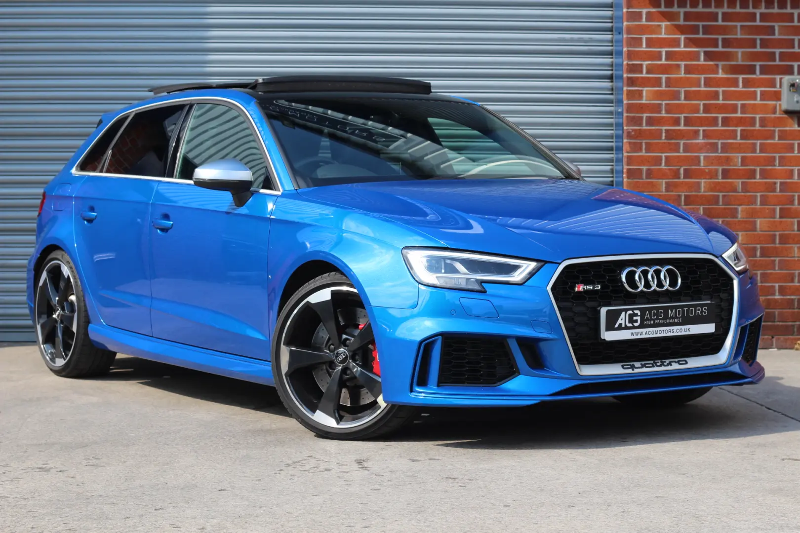Audi RS RS3 Sportback 2.5 TFSI Quattro S-Tronic 1