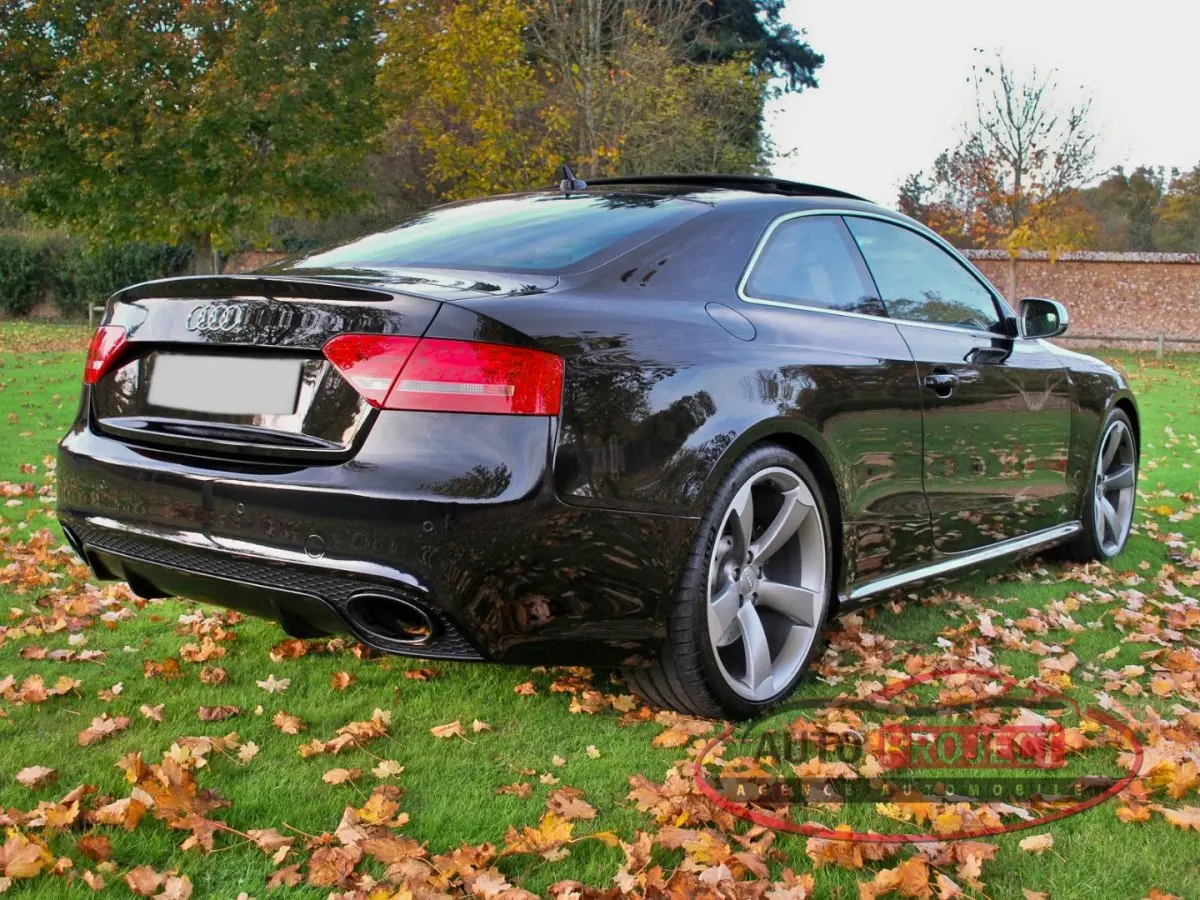 Audi RS RS5 4.2 FSI Quattro S-Tronic 5