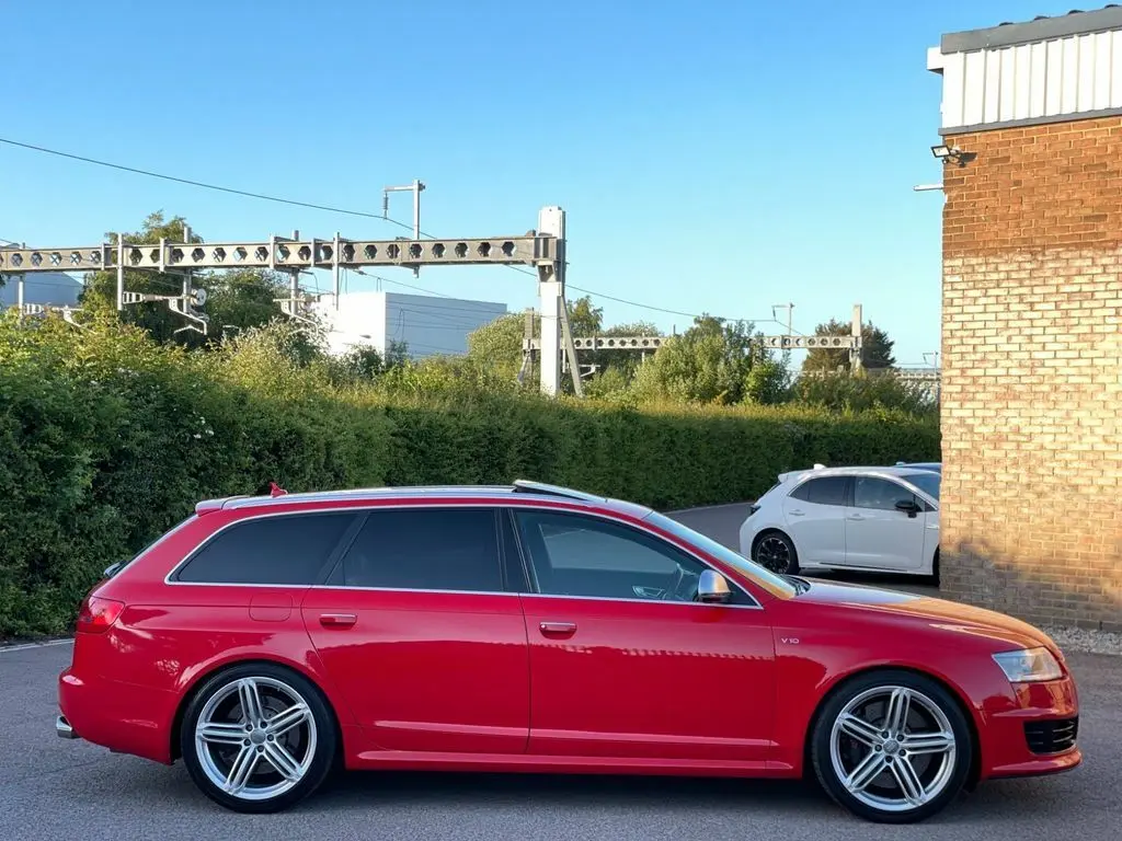 Audi RS RS6 5.0 V10 Quattro Tiptronic 5