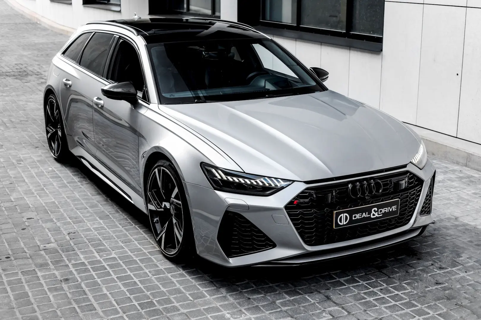 Audi RS RS6 Avant 4.0 TFSI Quattro Tiptronic	 2
