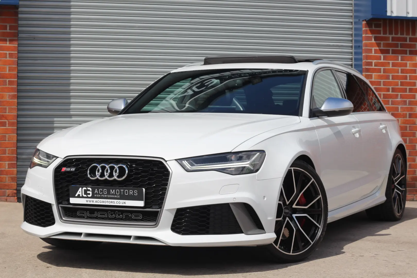Audi RS RS6 Avant 4.0 TFSI V8 Quattro Performance Tiptronic 0