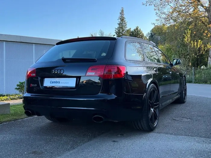 Audi RS RS6 Avant 5.0 V10 Quattro Tiptronic 3