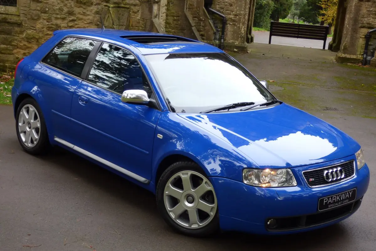 Audi  S3 1.8 T Quattro 2