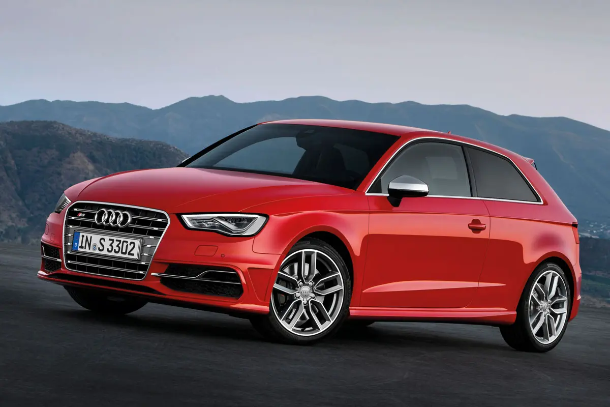Audi  S3 2.0 TFSI Quattro Attraction S-Tronic 3