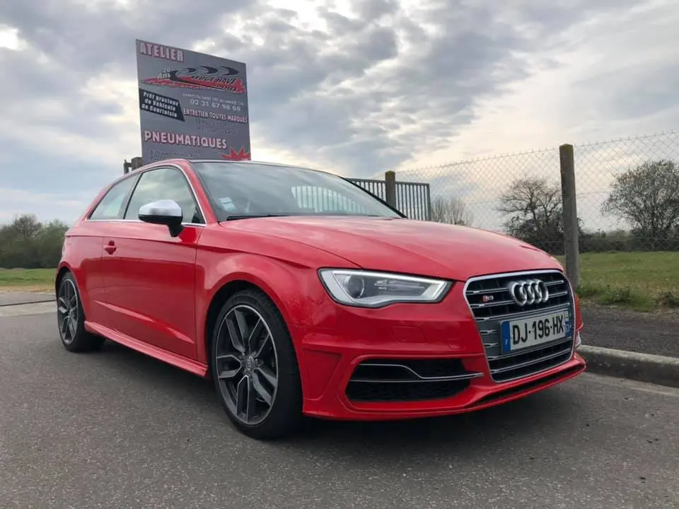 Audi  S3 2.0 TFSI Quattro Attraction S-Tronic 5