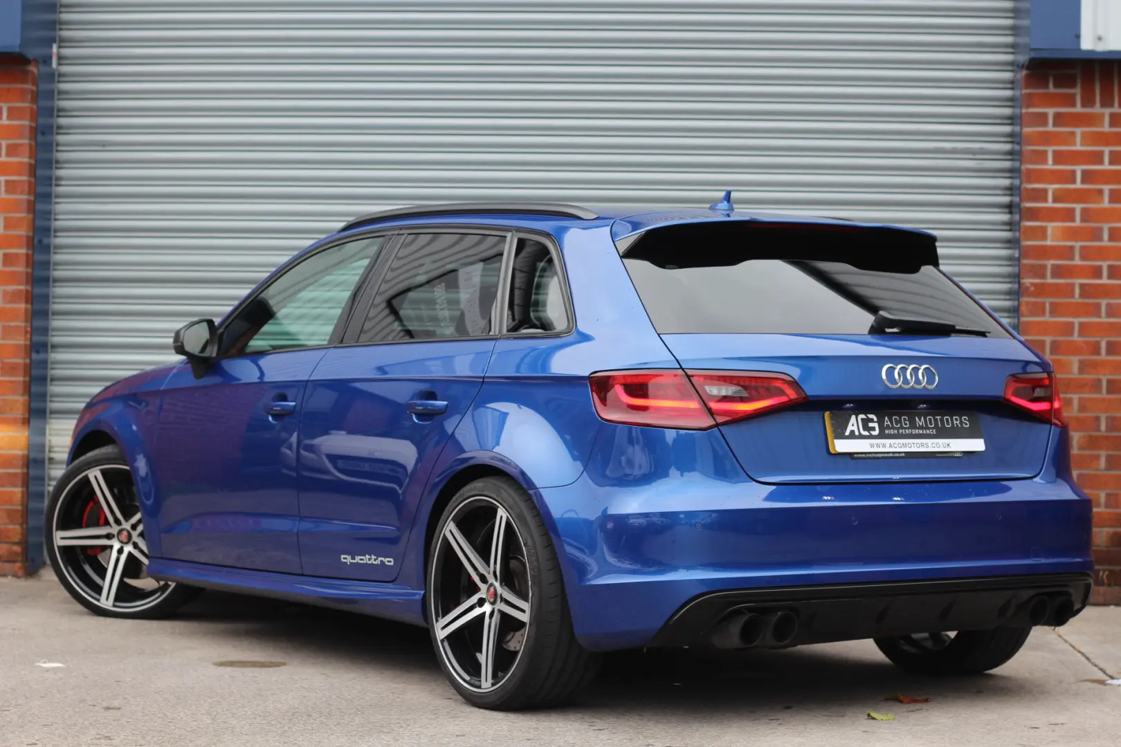 Audi  S3 2.0 TFSI Quattro Attraction S-Tronic 3