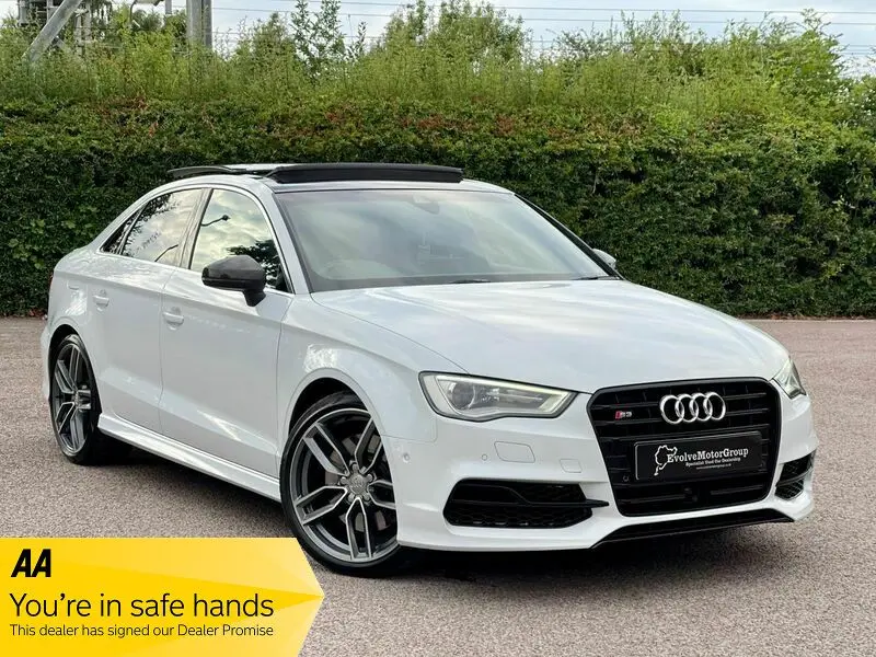 Audi  S3 2.0 TFSI Quattro Attraction S-Tronic 7