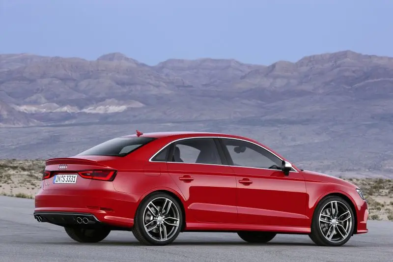 Audi  S3 Sedan 2.0 TFSI Quattro S-Tronic 3