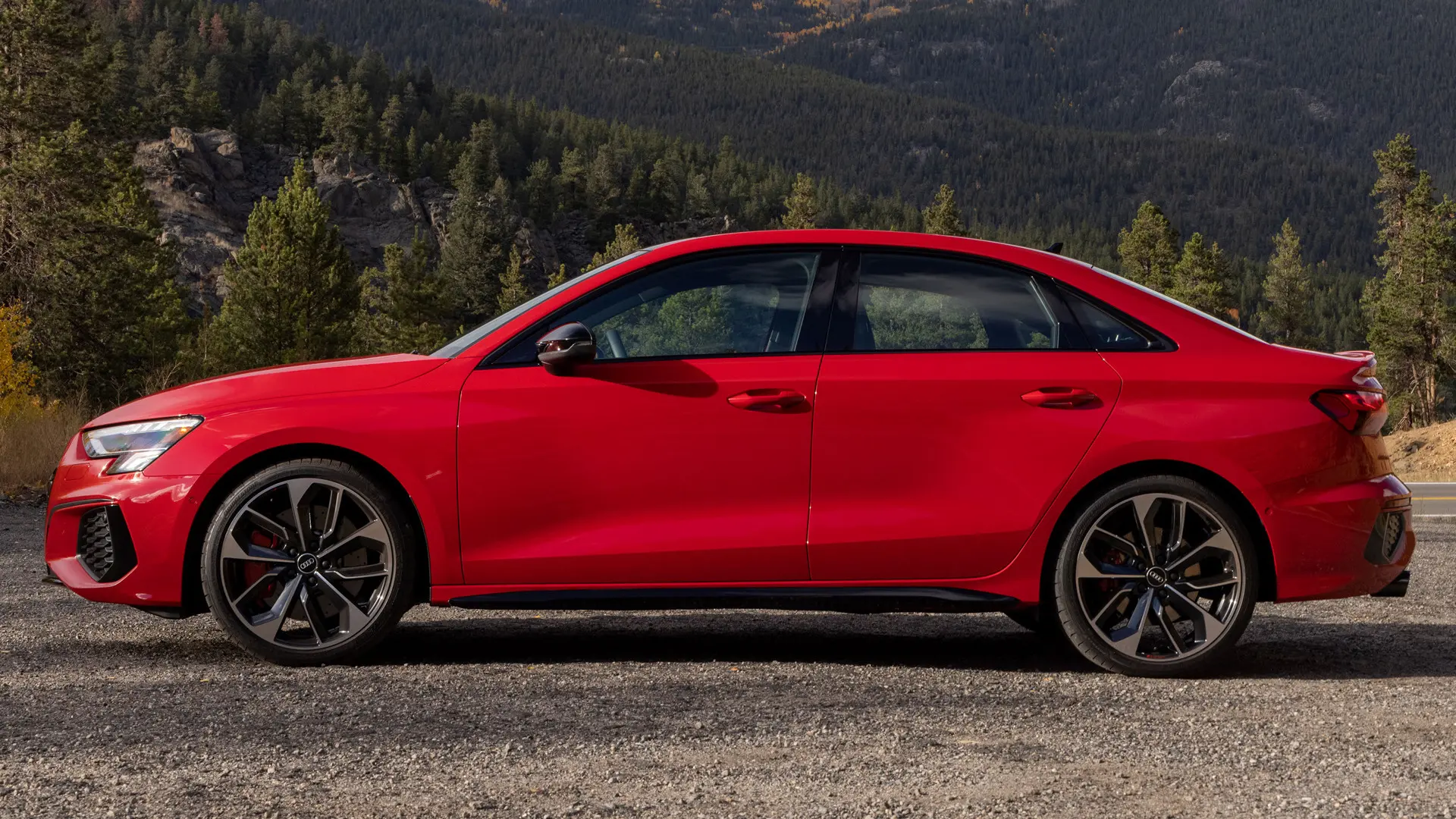 Audi  S3 Sedan 2.0 TFSI Quattro S-Tronic 2