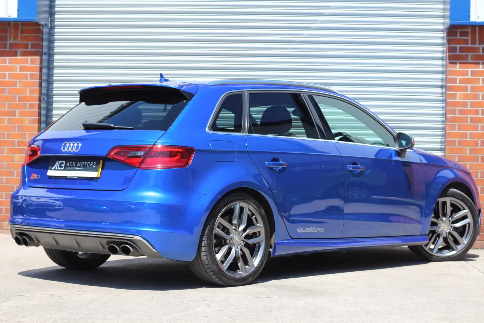 Audi  S3 2.0 TFSI Quattro Attraction S-Tronic 5