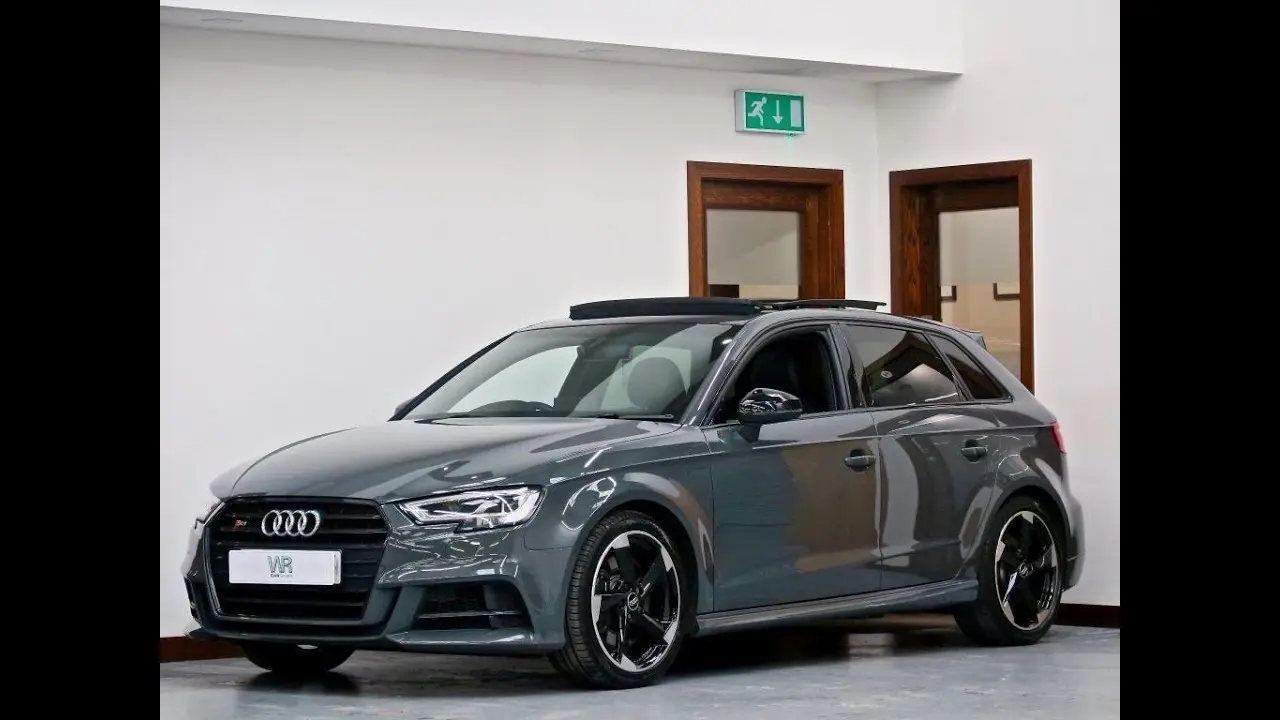 Audi  S3 Sportback 2.0 TFSI Quattro S-Tronic 3