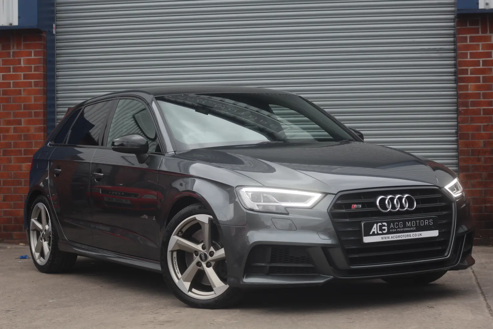 Audi  S3 Sportback 2.0 TFSI Quattro S-Tronic 4