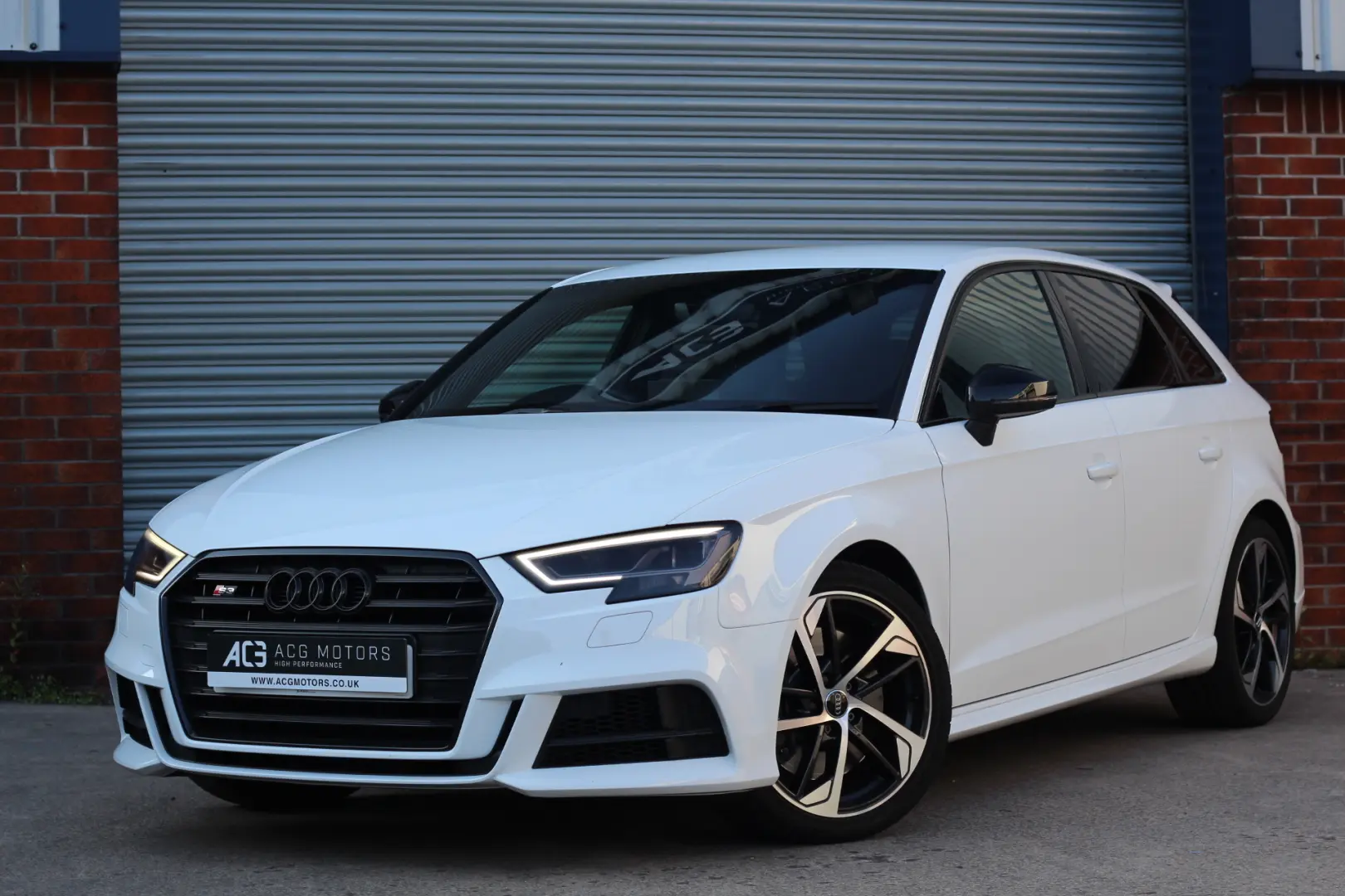 Audi  S3 Sportback 2.0 TFSI Quattro S-Tronic 7
