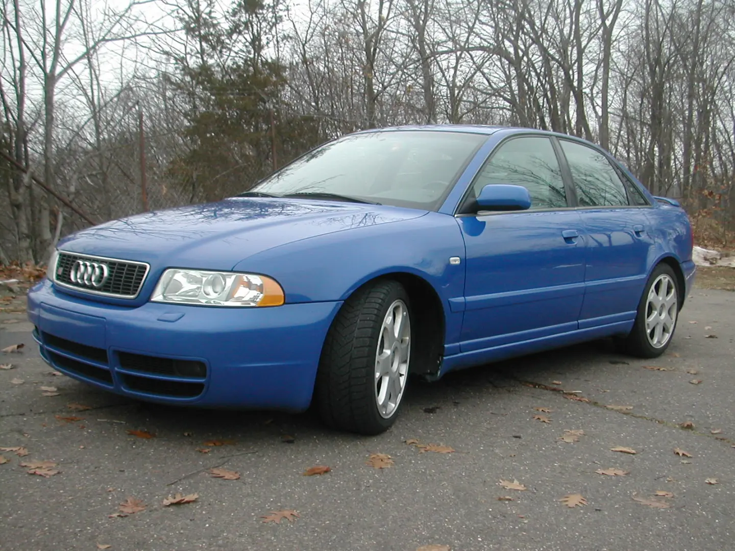 Audi  S4 4.2 V8 Quattro 2