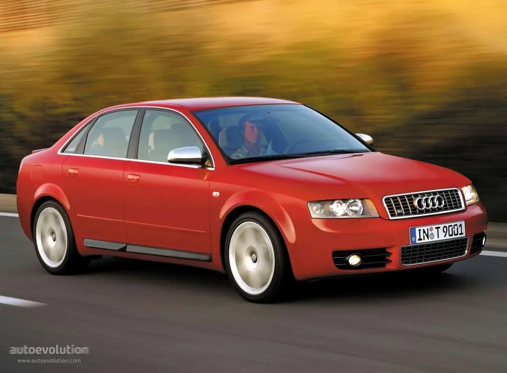 Audi  S4 4.2 V8 Quattro Tiptronic 2