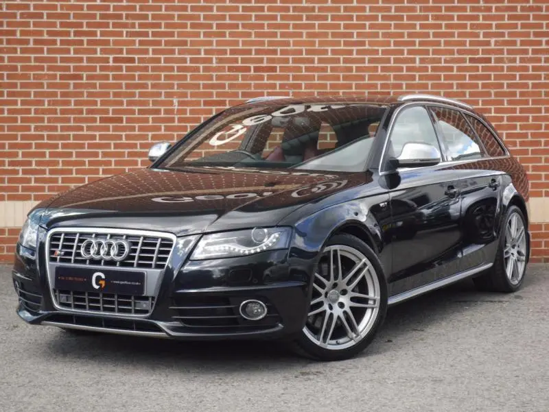 Audi  S4 Avant 3.0 TFSI V6 Quattro S-Tronic 6