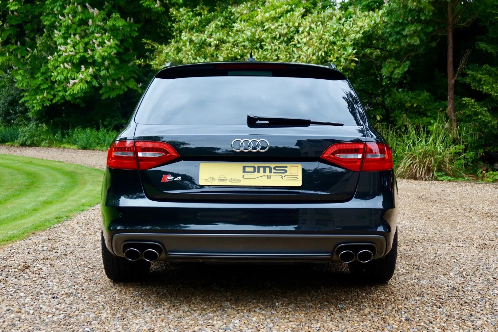 Audi  S4 Avant 3.0 TFSI V6 Quattro S-Tronic 4