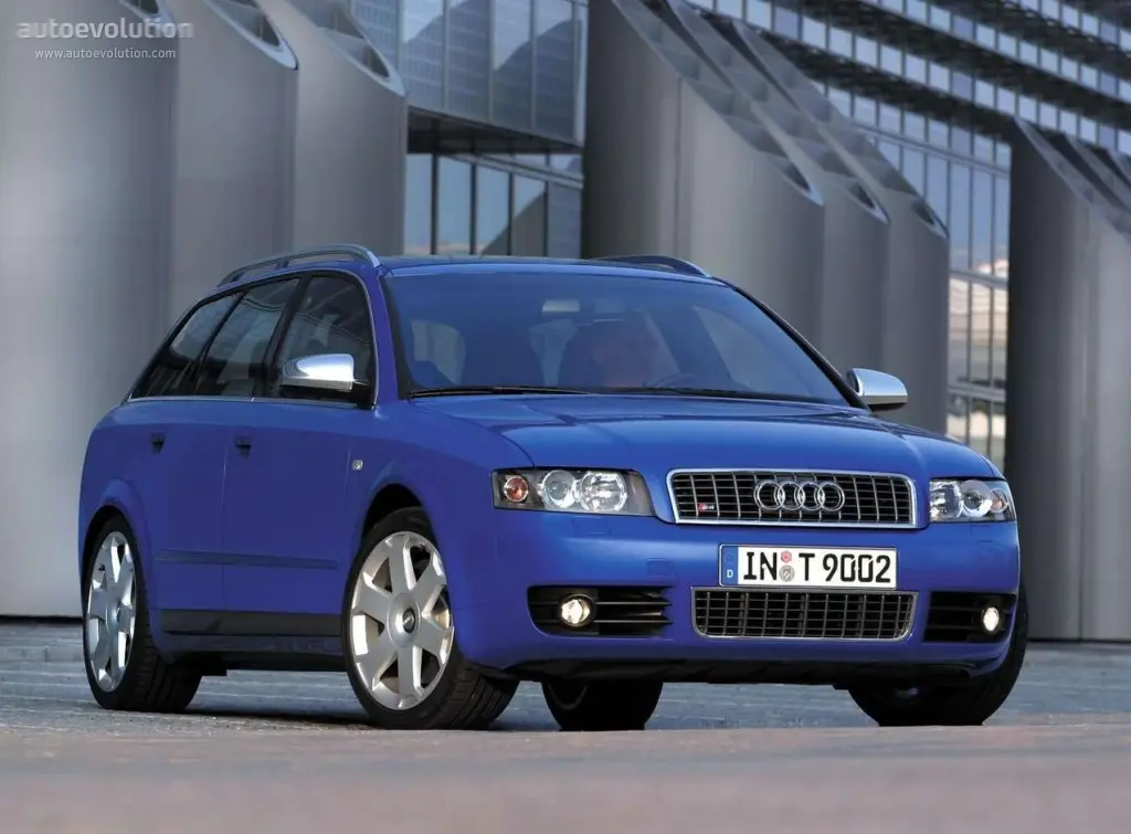 Audi  S4 Avant 4.2 V8 Quattro 1