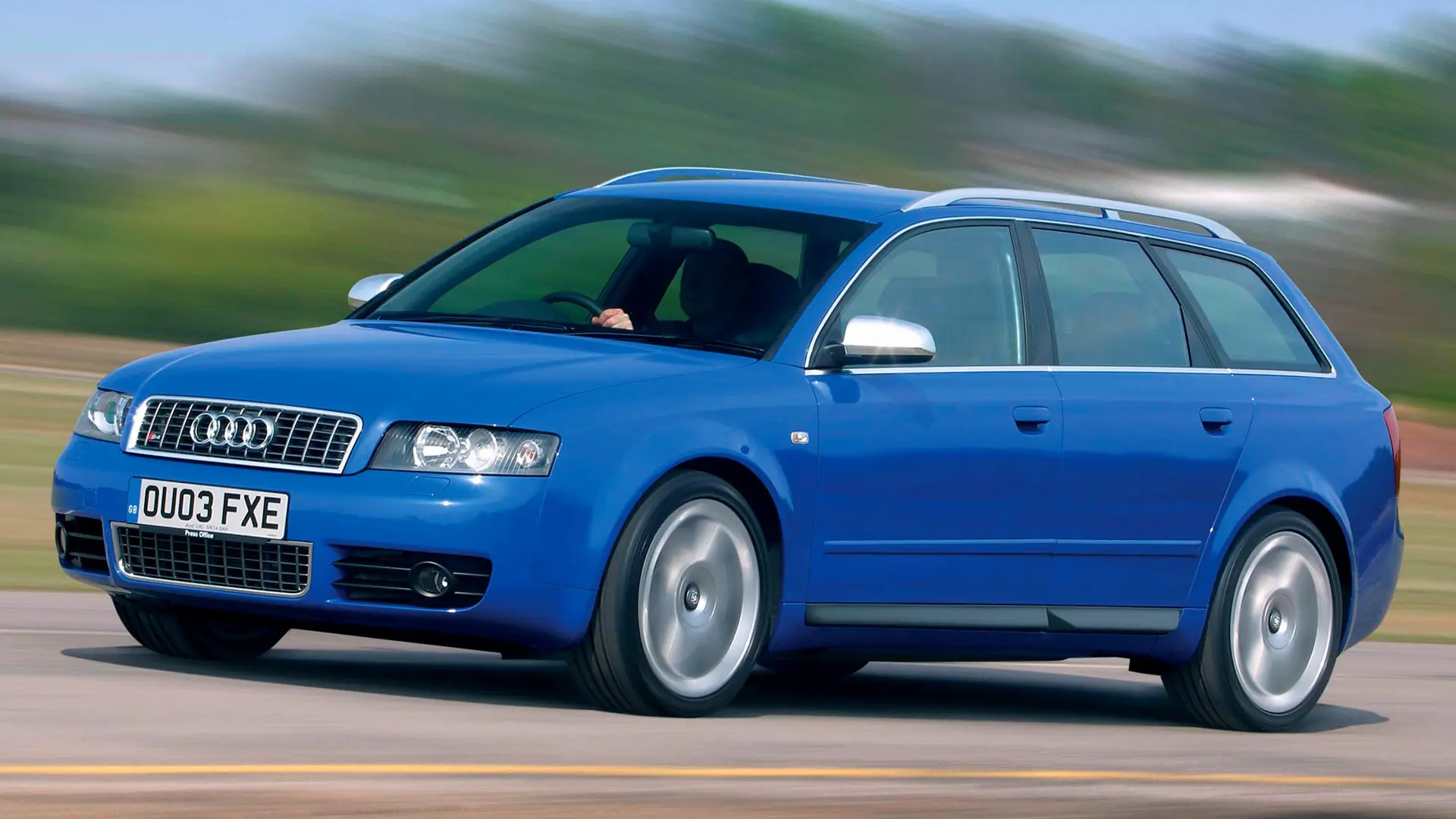 Audi  S4 Avant 4.2 V8 Quattro 3