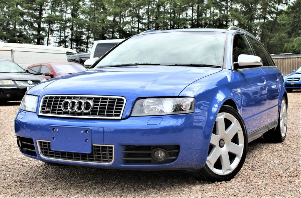 Audi  S4 Avant 4.2 V8 Quattro 4