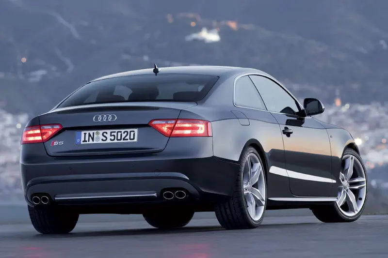 Audi  S5 4.2 FSI Quattro 5