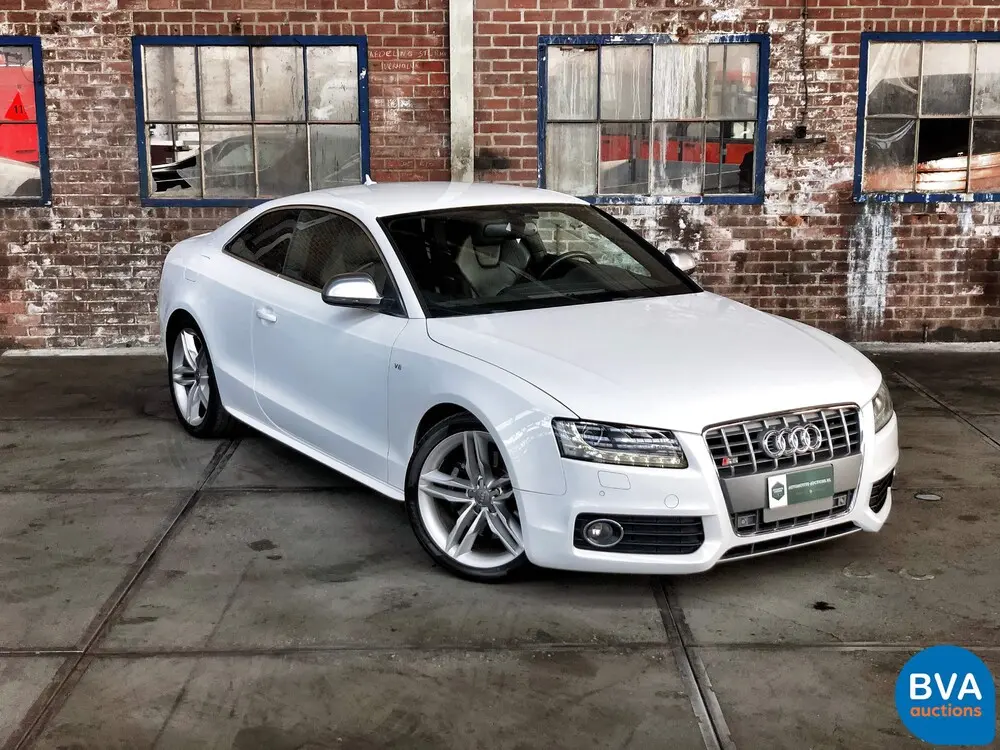 Audi  S5 4.2 FSI Quattro Tiptronic 1