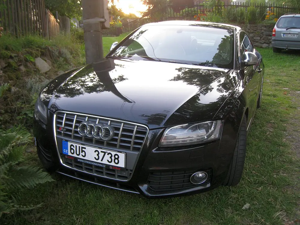 Audi  S5 4.2 FSI Quattro Tiptronic 5