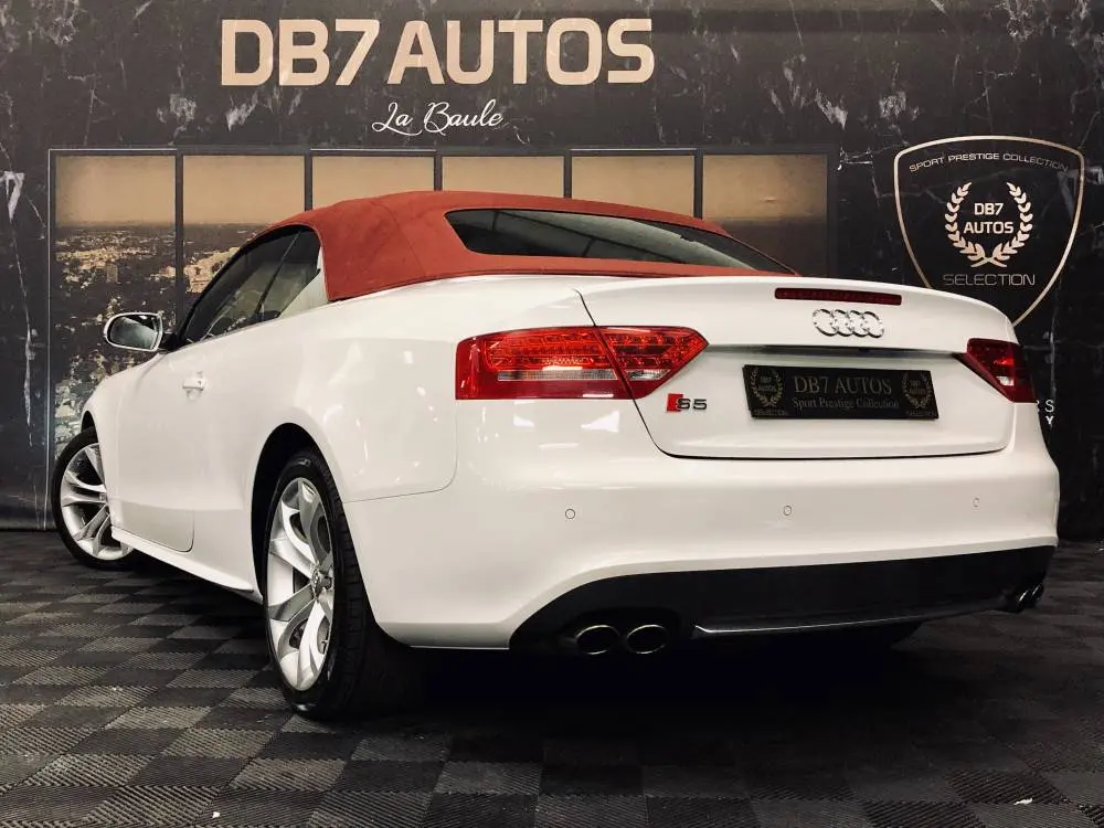 Audi  S5 Cabrio 3.0 TFSI V6 Quattro S-Tronic 1