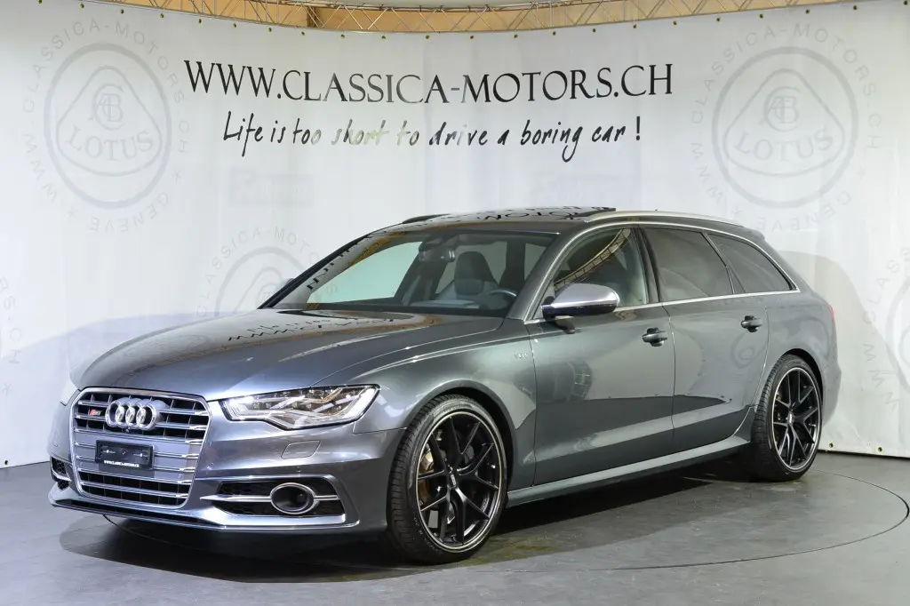 Audi  S6 Avant 4.0 TFSI V8 Quattro S-Tronic 5