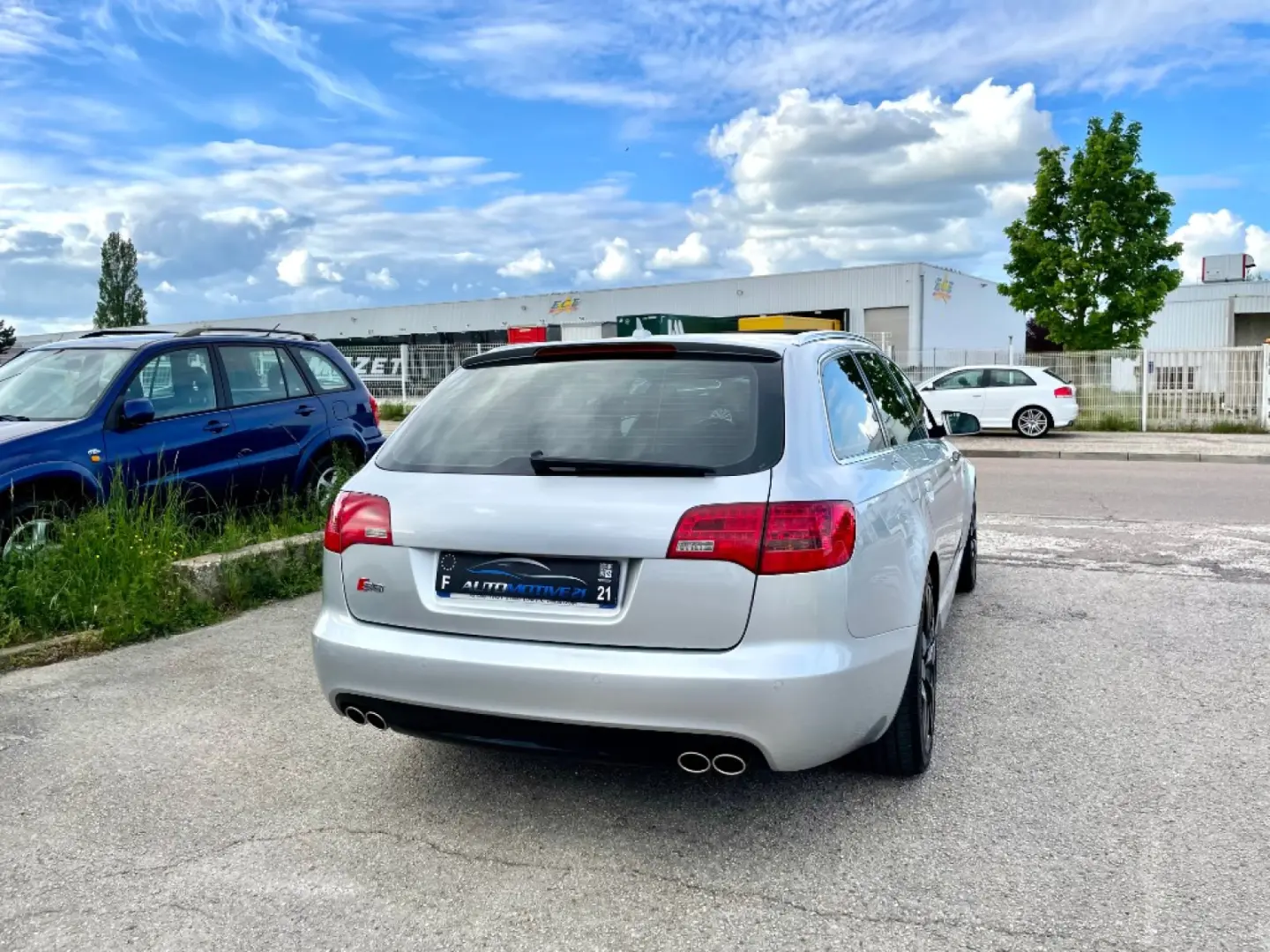 Audi  S6 Avant 5.2 V10 Quattro Tiptronic 5