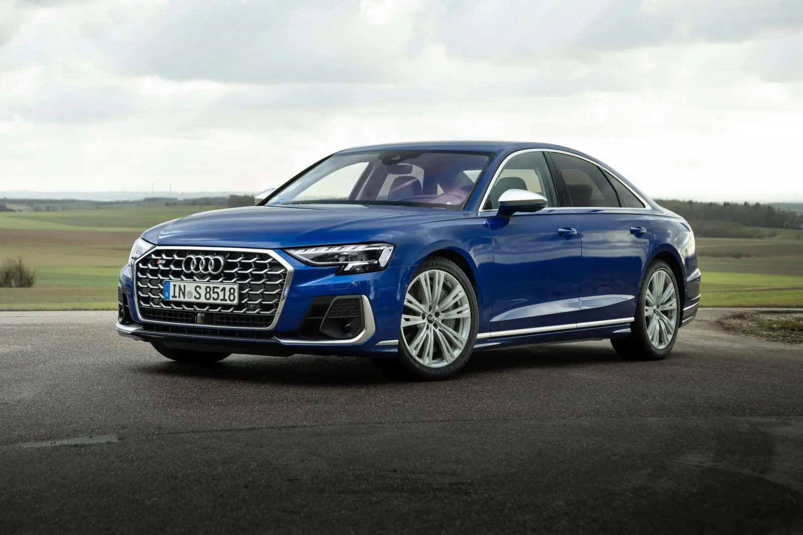 Audi  S8 4.0 TFSI Quattro Tiptronic 4