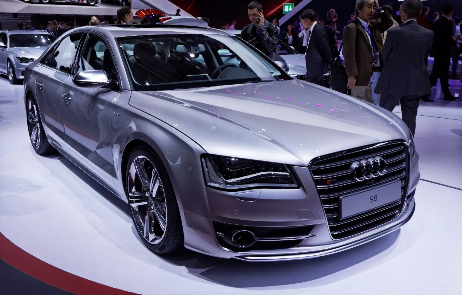 Audi  S8 4.0 TFSI V8 Plus Quattro Tiptronic 5