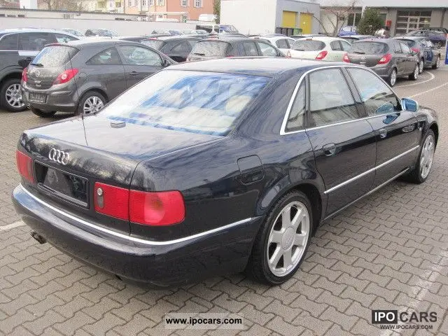 Audi  S8 4.2 Quattro 2