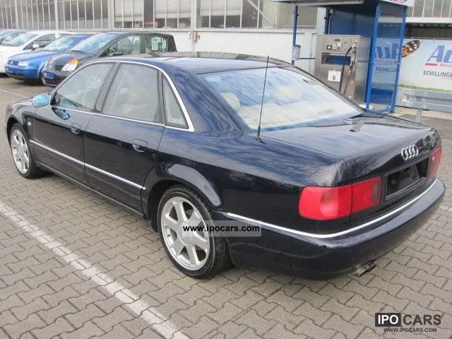 Audi  S8 4.2 Quattro 3