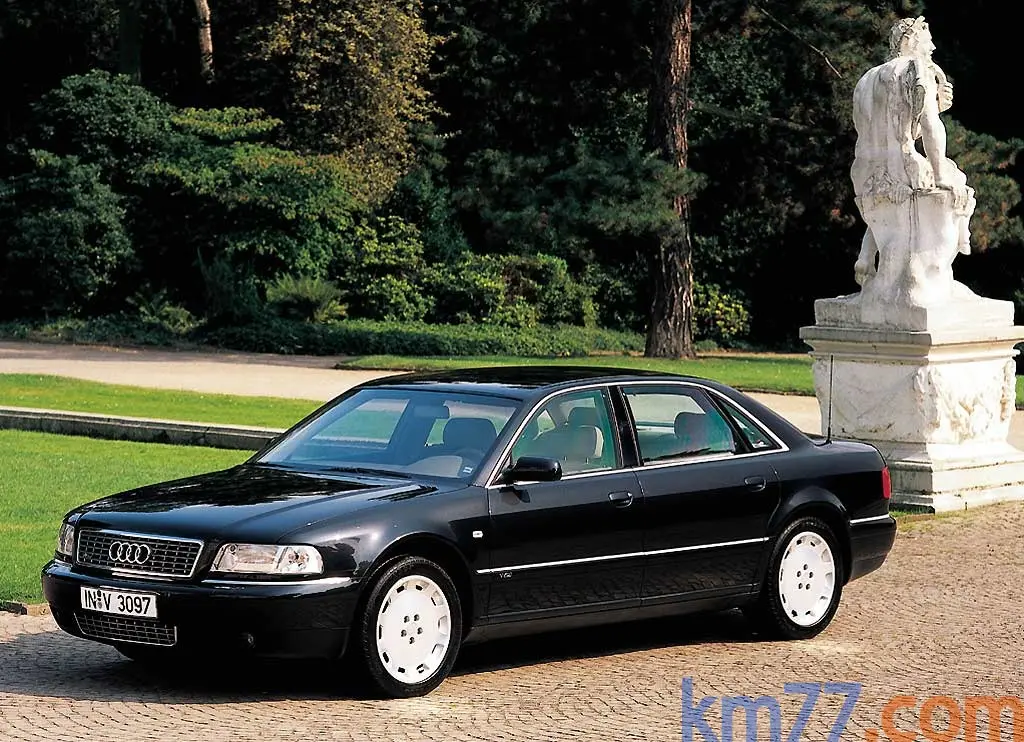 Audi  S8 4.2 Quattro 6