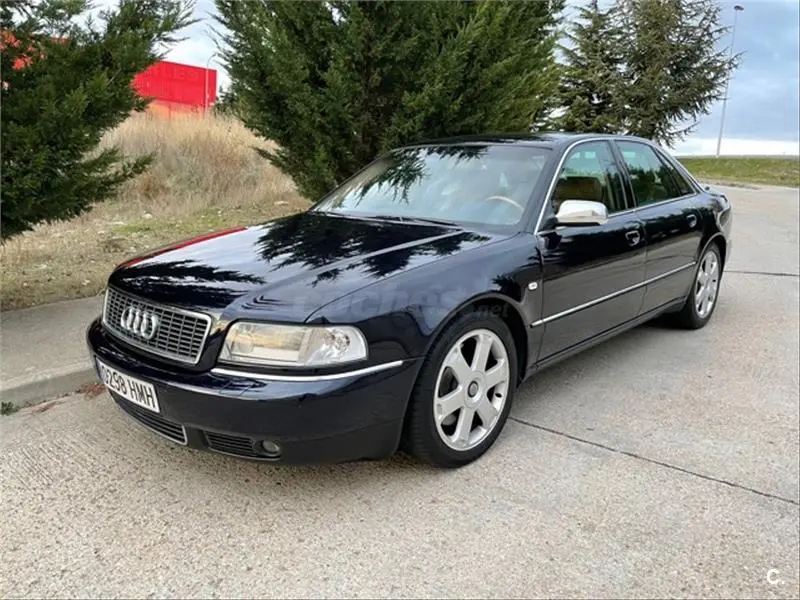 Audi  S8 4.2 Quattro 5