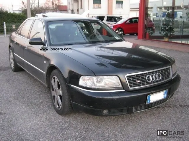 Audi  S8 4.2 Quattro Tiptronic 0