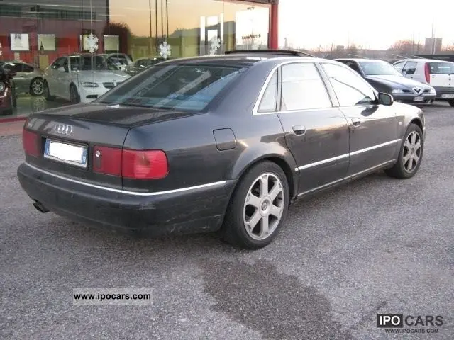 Audi  S8 4.2 Quattro Tiptronic 1