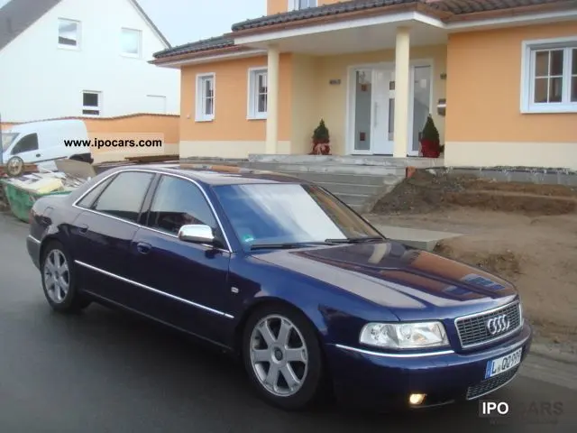 Audi  S8 4.2 Quattro Tiptronic 5