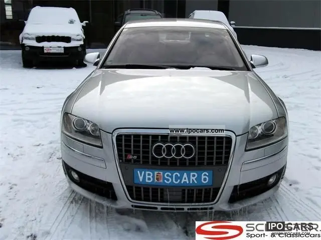 Audi  S8 5.2 V10 Quattro Tiptronic 4