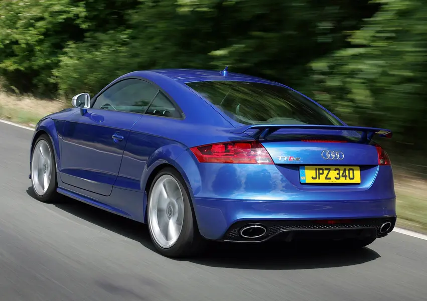 Audi TT TTRS 2.5 TFSI Quattro S-Tronic 5