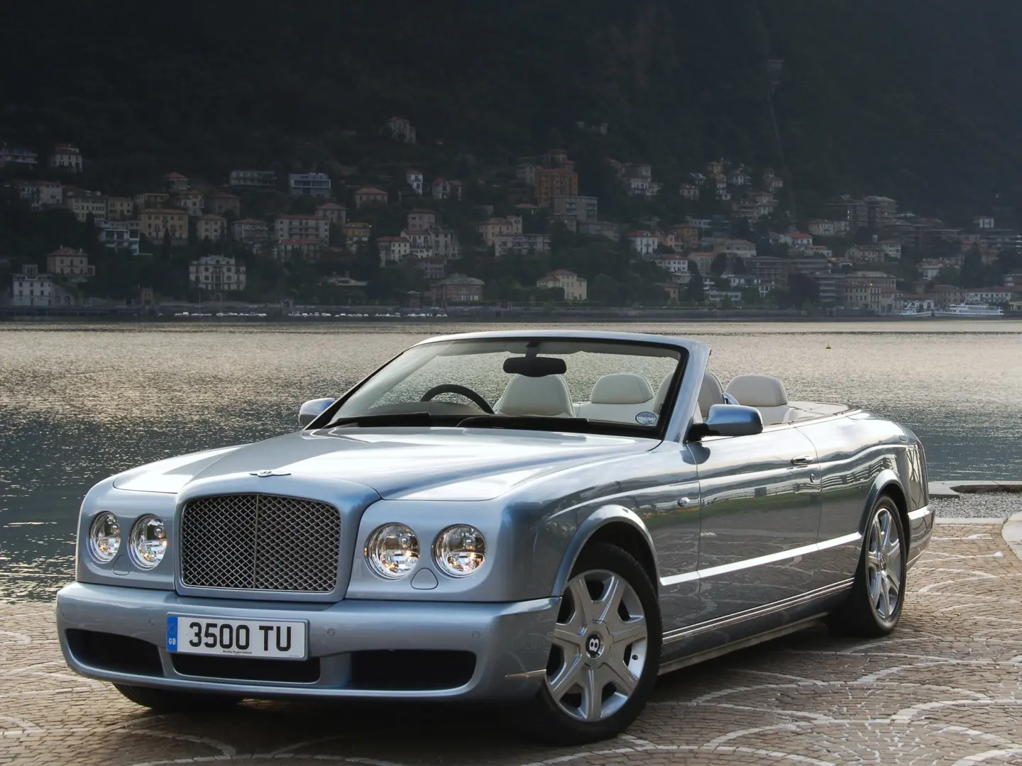 Bentley Azure Azure 6.8 V12 4