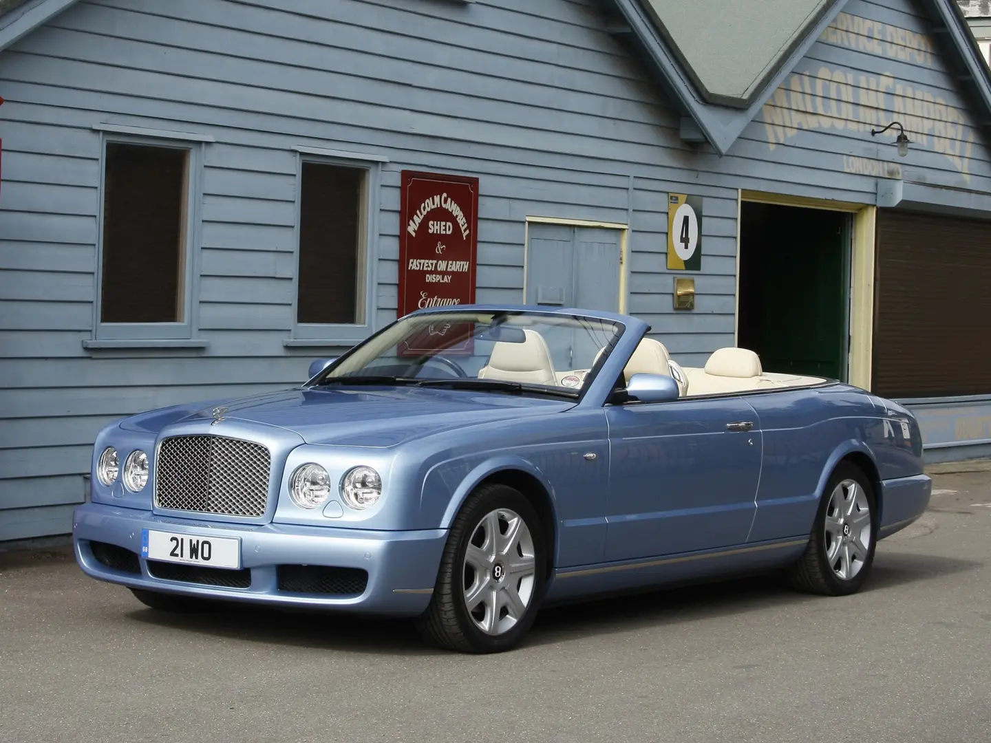 Bentley Azure Azure 6.8 V12 4