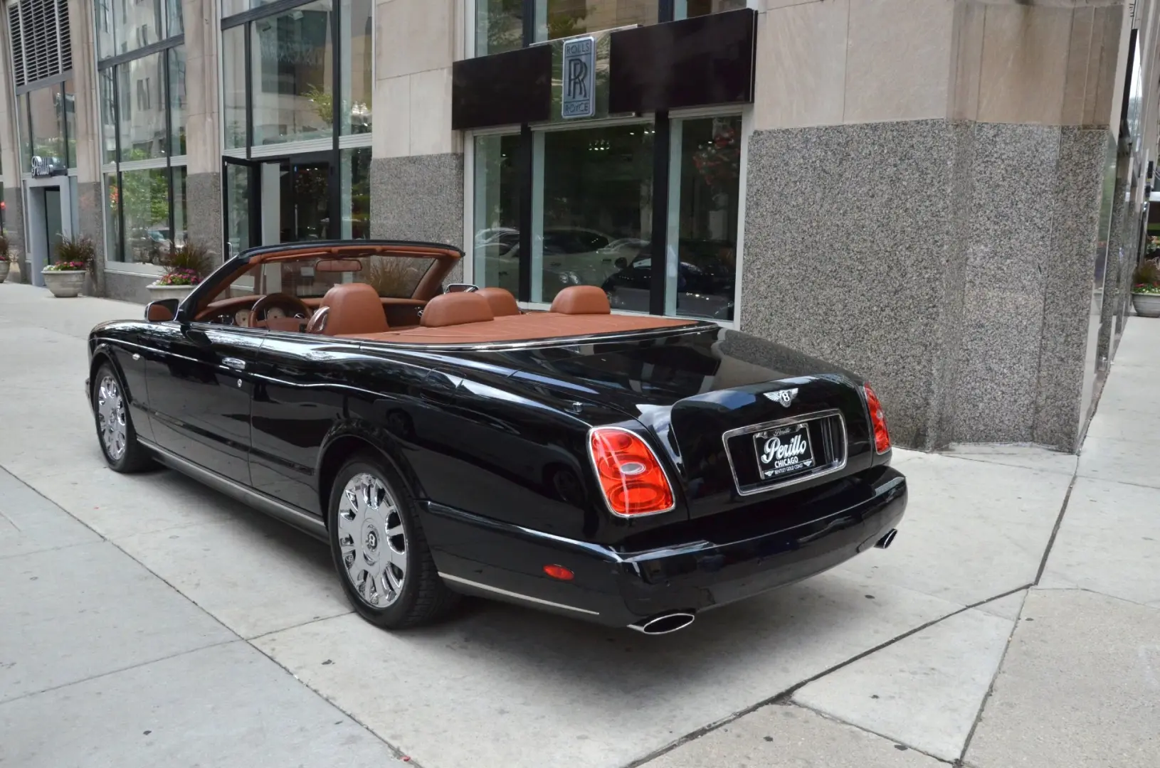 Bentley Azure Azure 6.8 V12 4