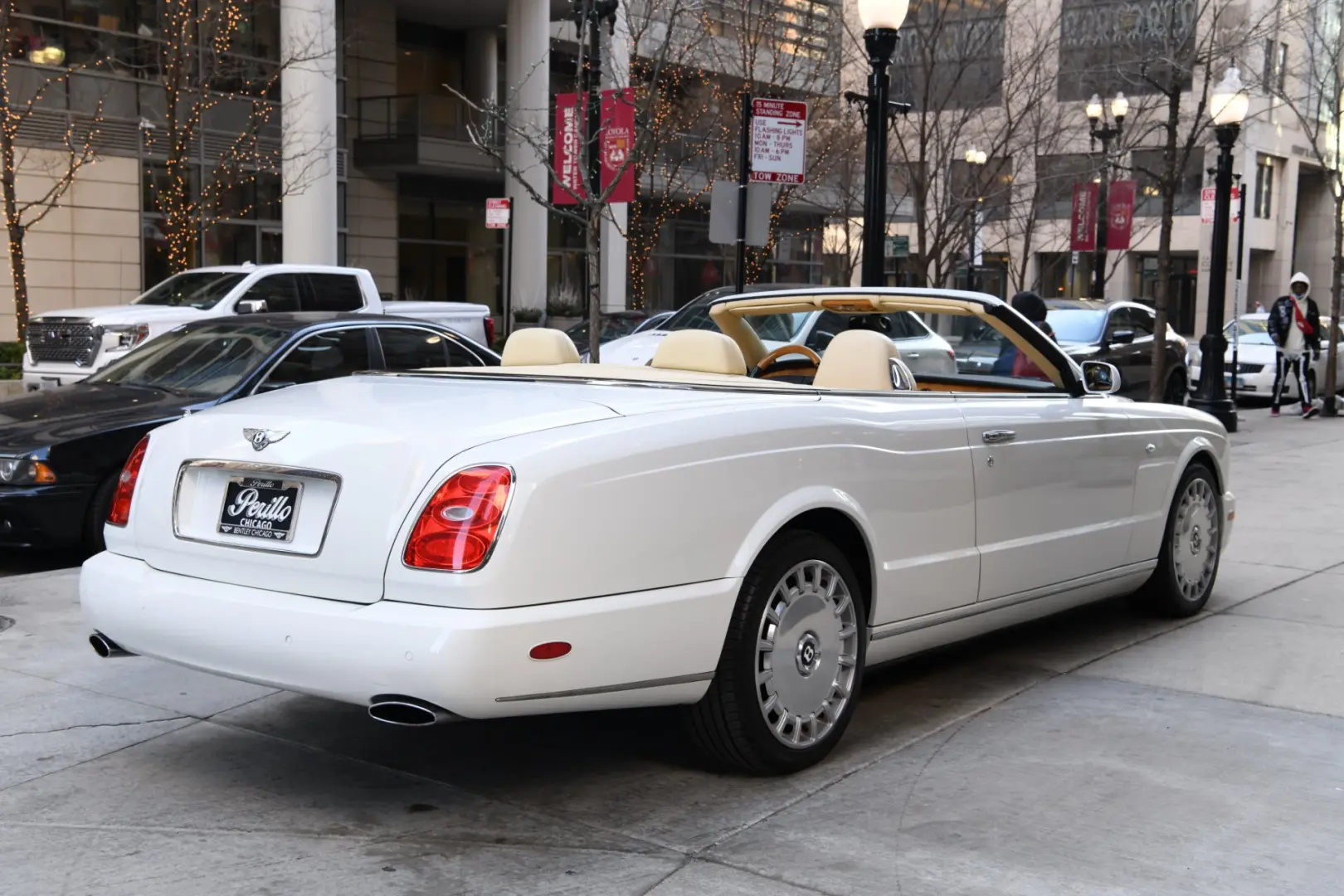 Bentley Azure Azure 6.8 V12 T 4