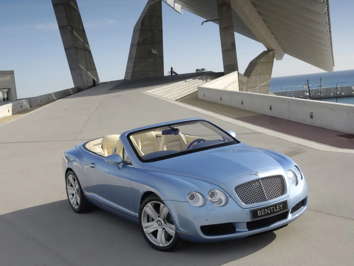 Bentley Continental Continental GTC 3