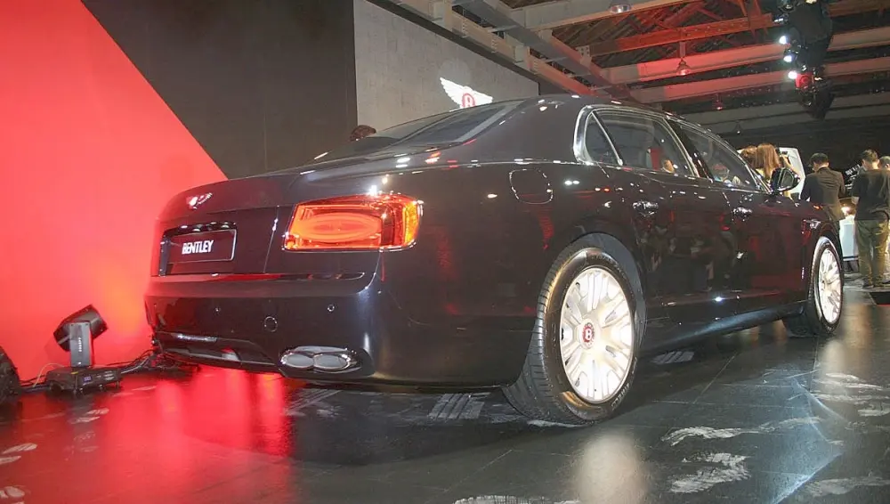 Bentley Flying Spur Flying Spur 4.0 V8 5