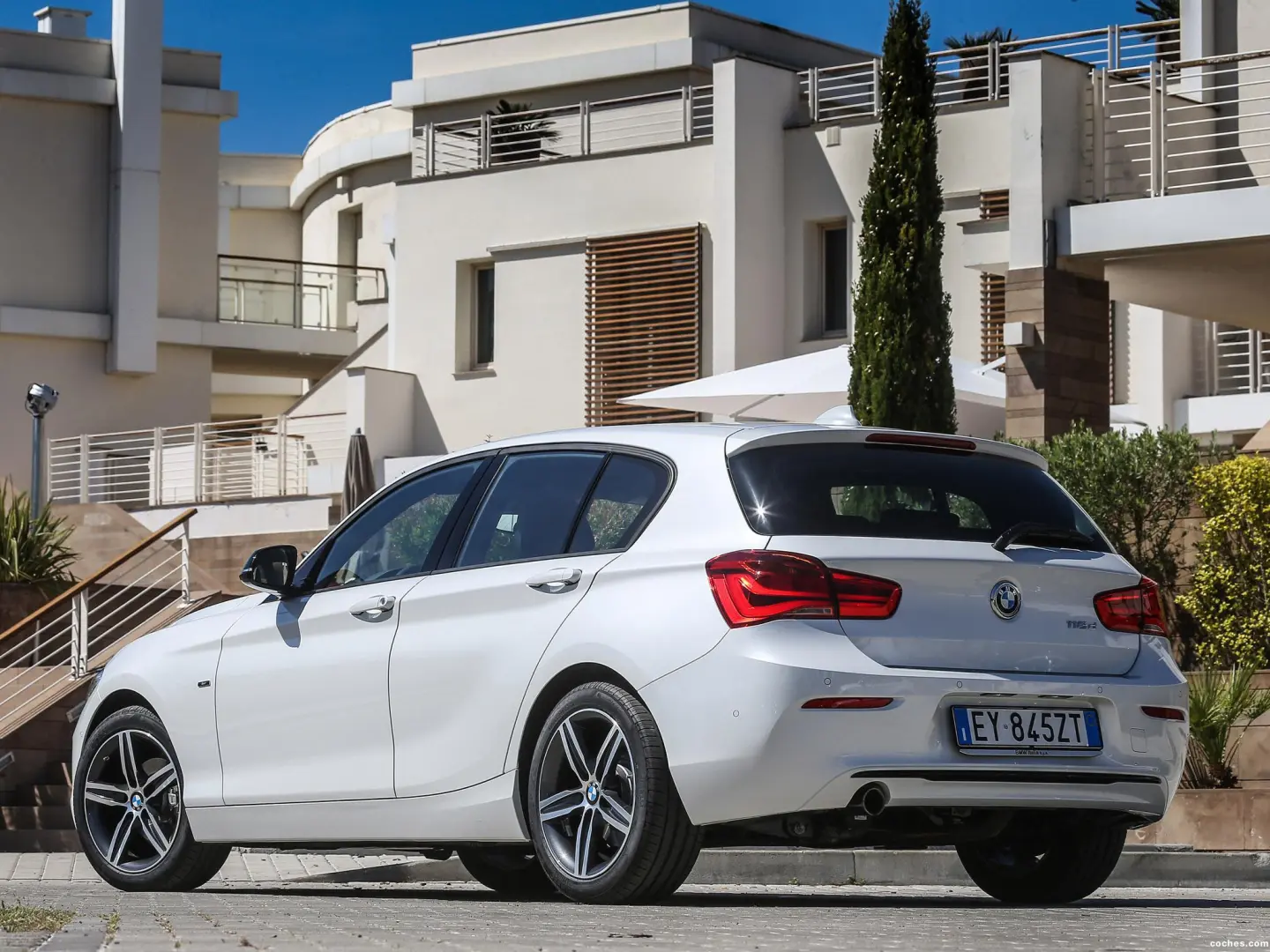 BMW 1 Serisi 1 Serisi 116d EfficientDynamics Sport Line 6