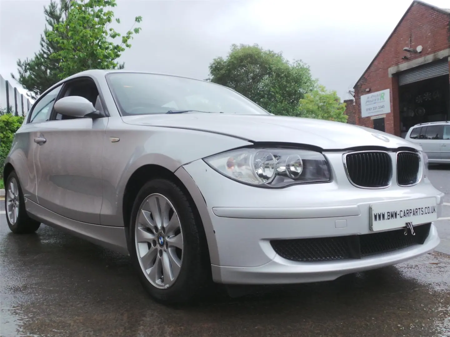 BMW 1 Serisi 1 Serisi 118d Standart 6
