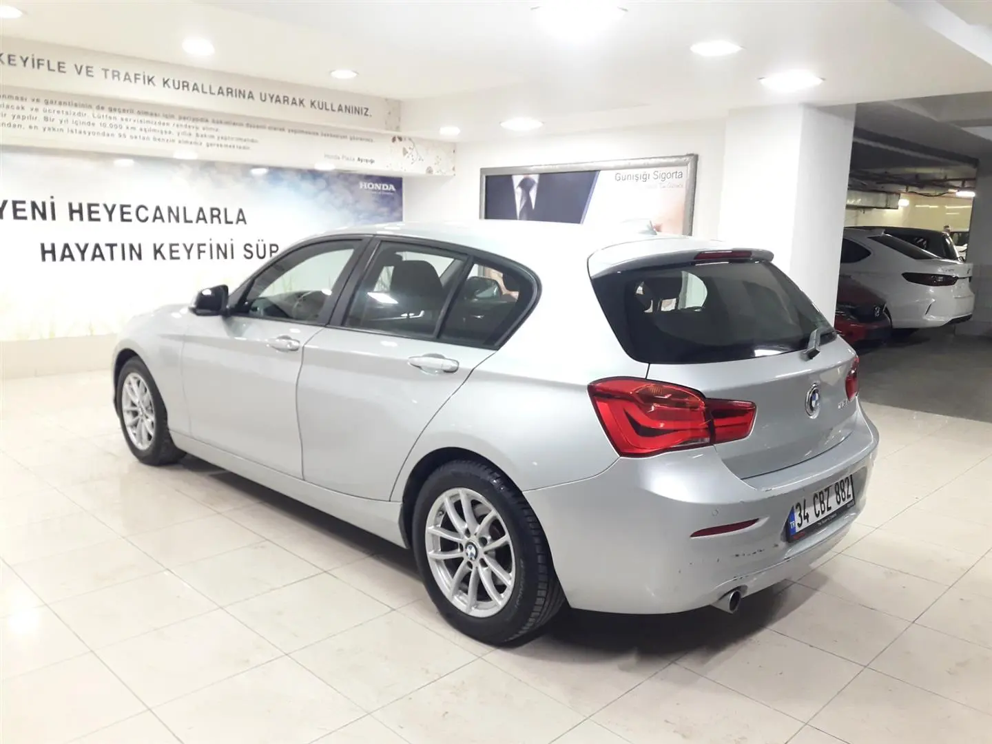BMW 1 Serisi 1 Serisi 118i Premium Line 5
